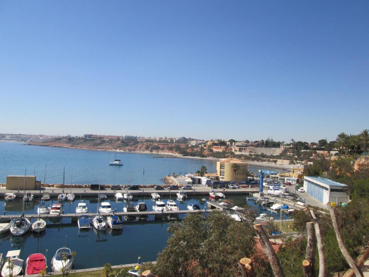 Casa La Zenia Elite Townhouse With Shared Pool And 10 Minutes Walk To Beach Orihuela Exterior foto